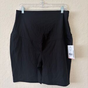 Motherhood Black Ribbed Bike Shorts